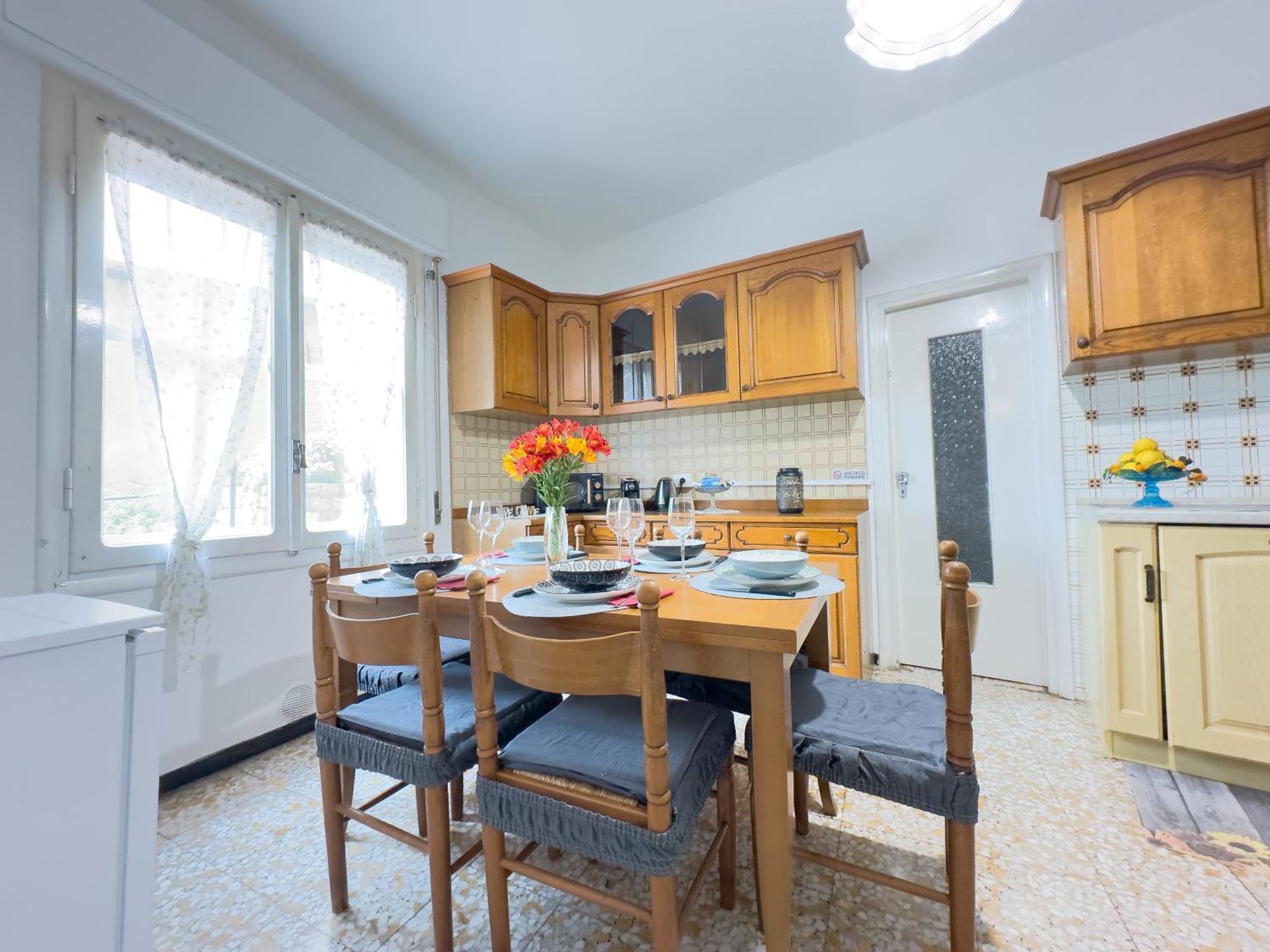 Apartamento Sanremo Mare E Relax - Affittasi "Casa Illiade" Con Parcheggio Libero, Terrazza E Wi-Fi Exterior foto